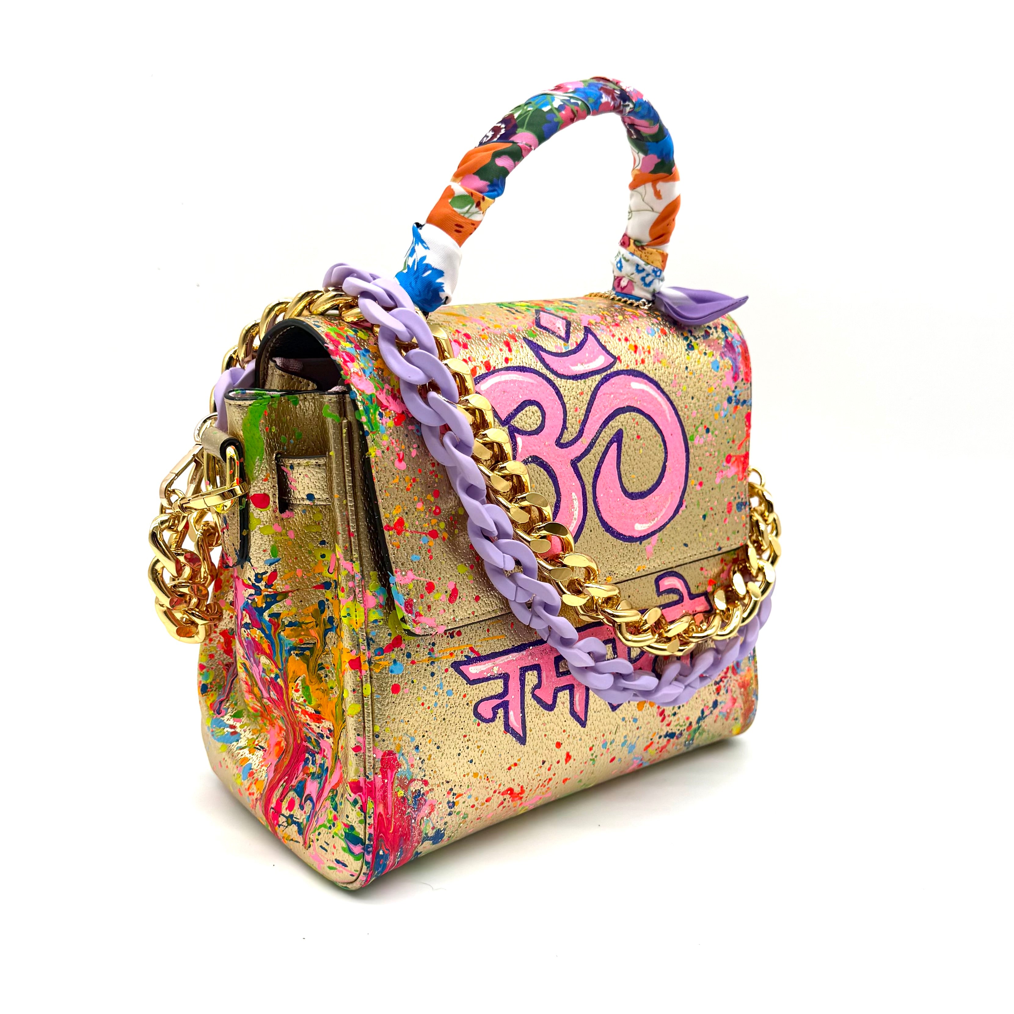 Anca Barbu Vicky Gold “OHM Namaste”