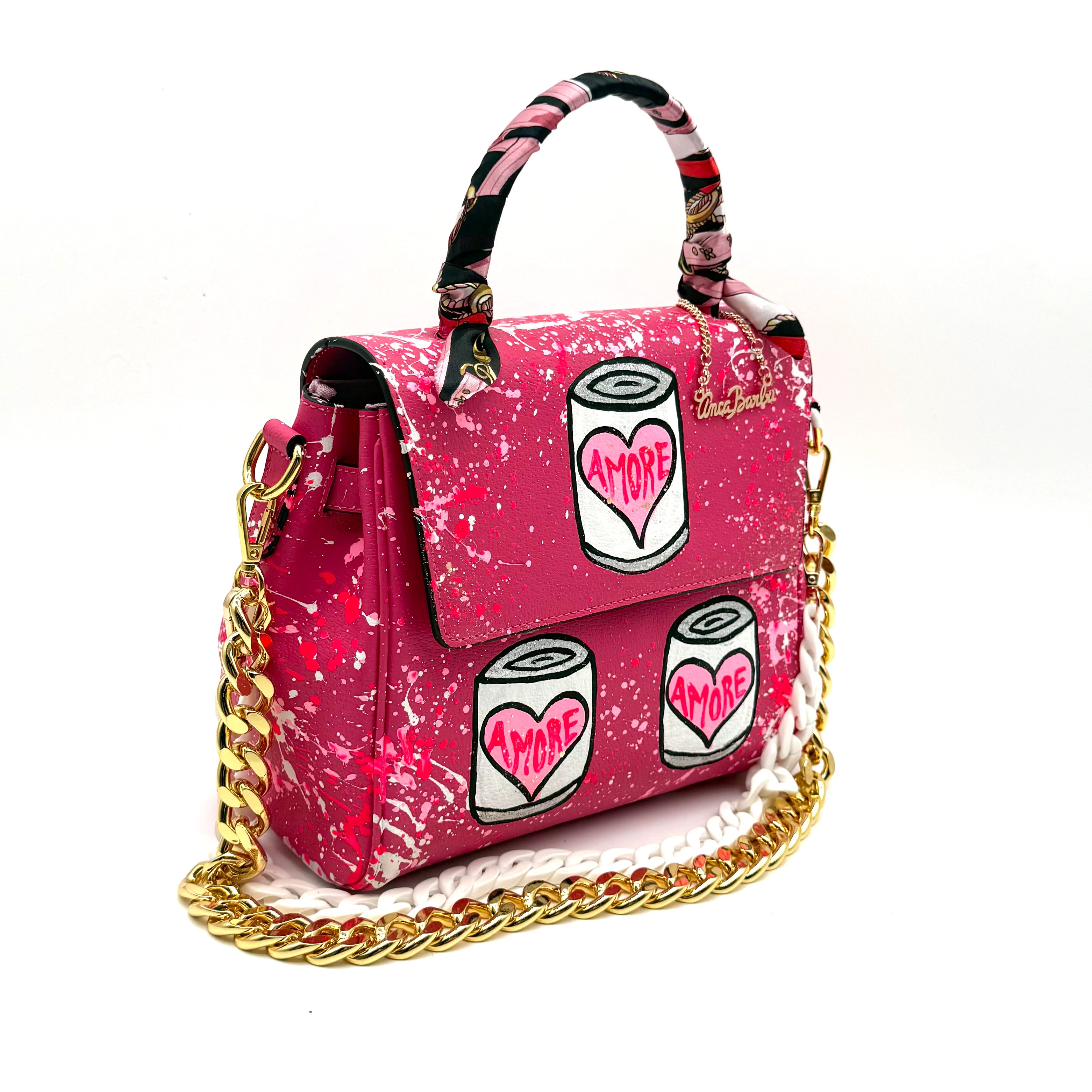 Anca Barbu Vicky Pink “Amore Pop art cans”