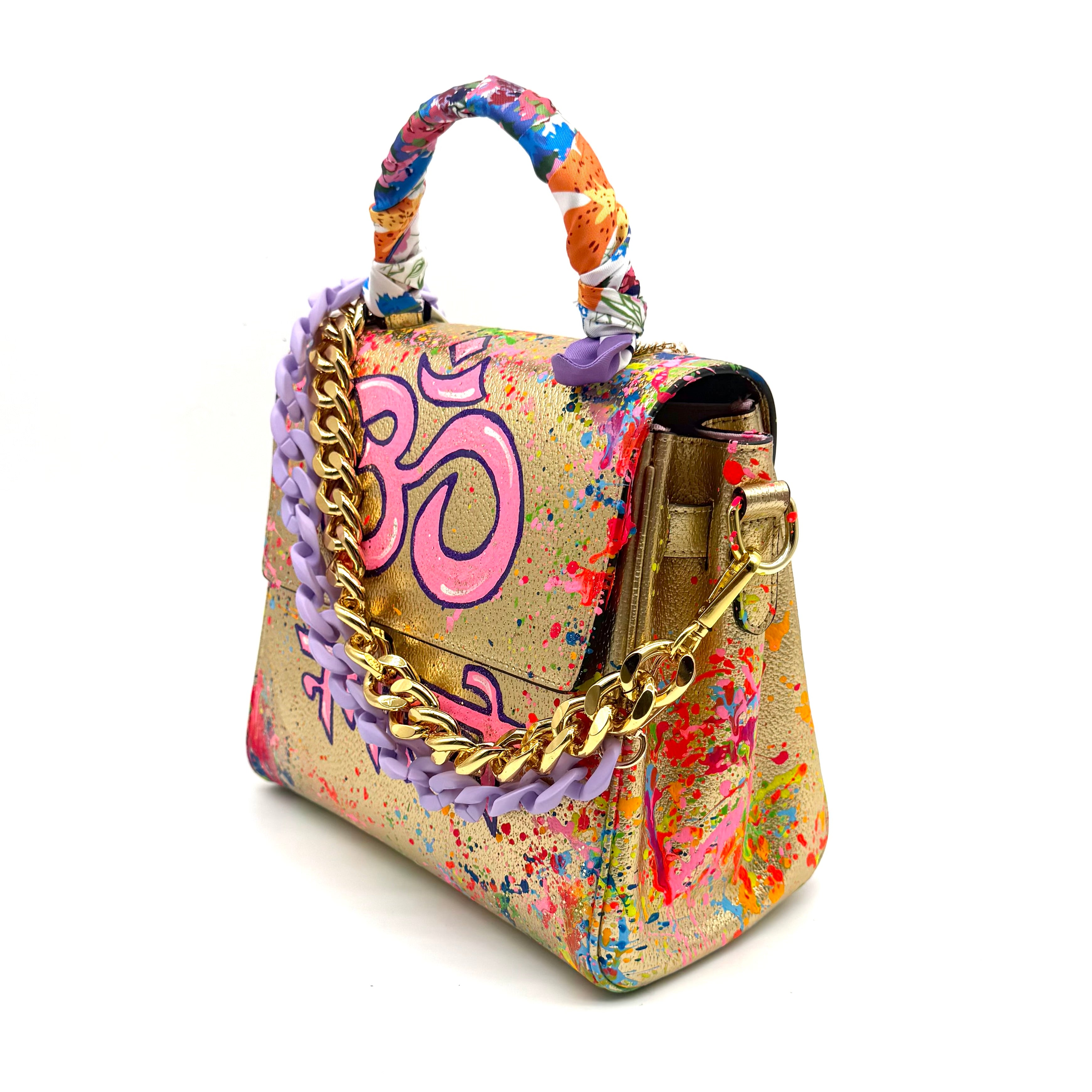Anca Barbu Vicky Gold “OHM Namaste”